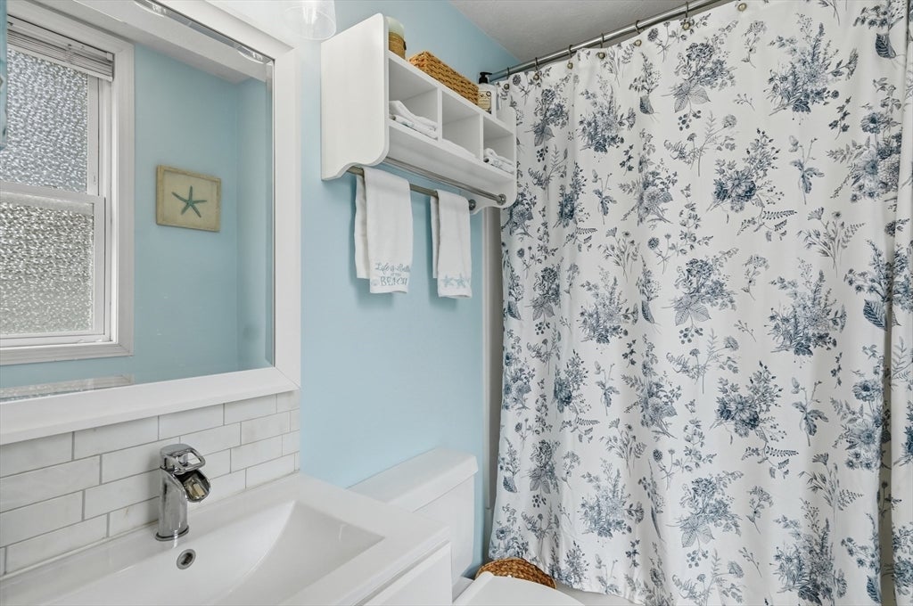 25 Elm Street #1, Gloucester, MA Photo #20