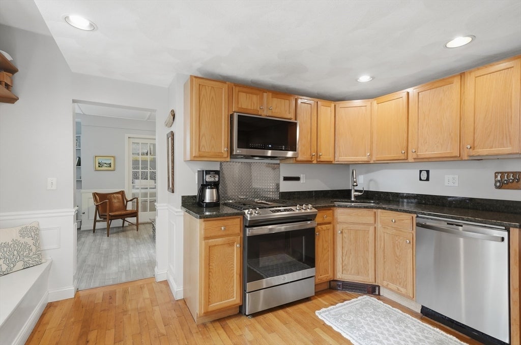 25 Elm Street #1, Gloucester, MA Photo #14