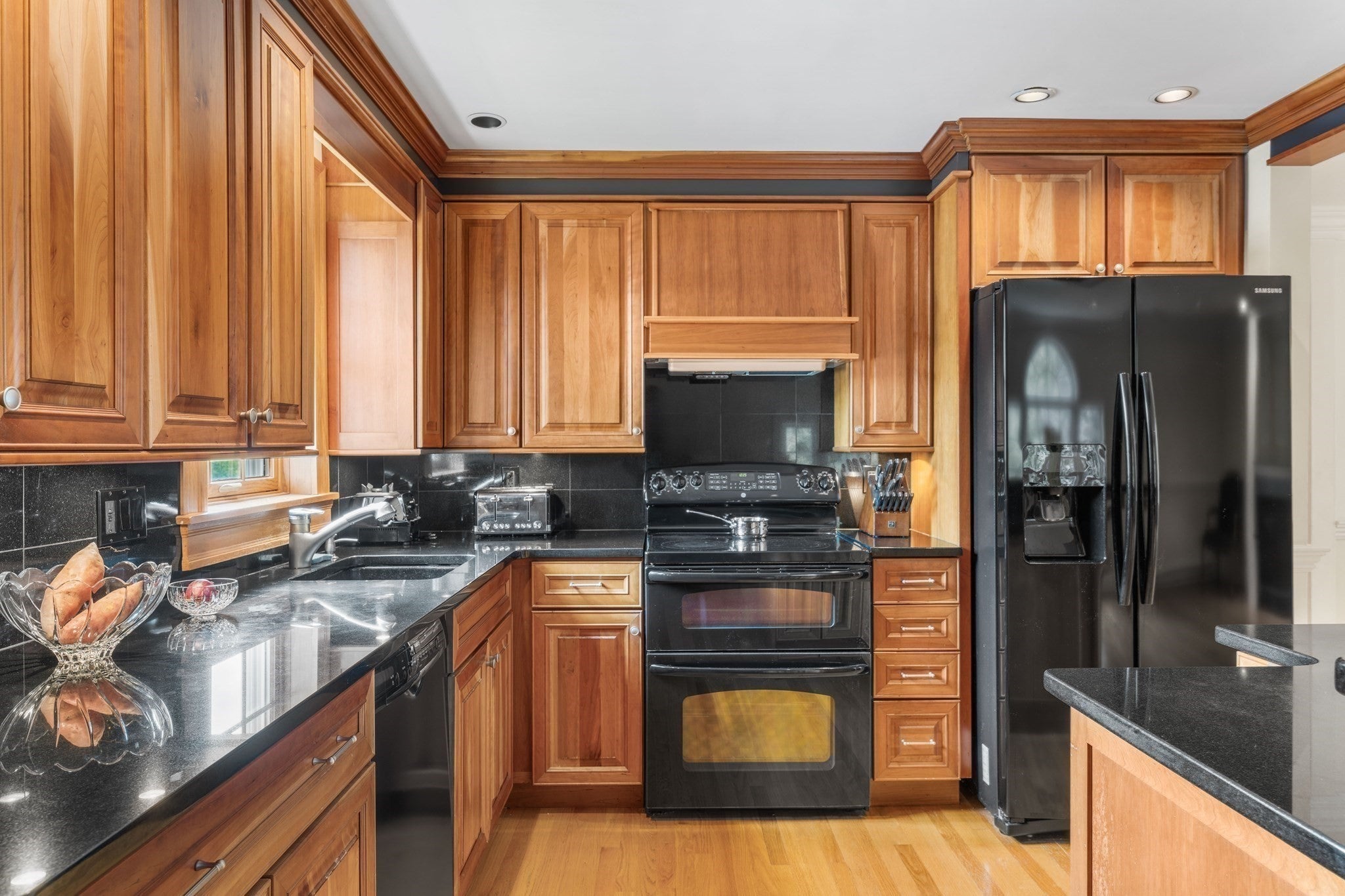 30 Hemenway Road, Swampscott, MA, 30 Hemenway Road, Swampscott, MA Photo #7