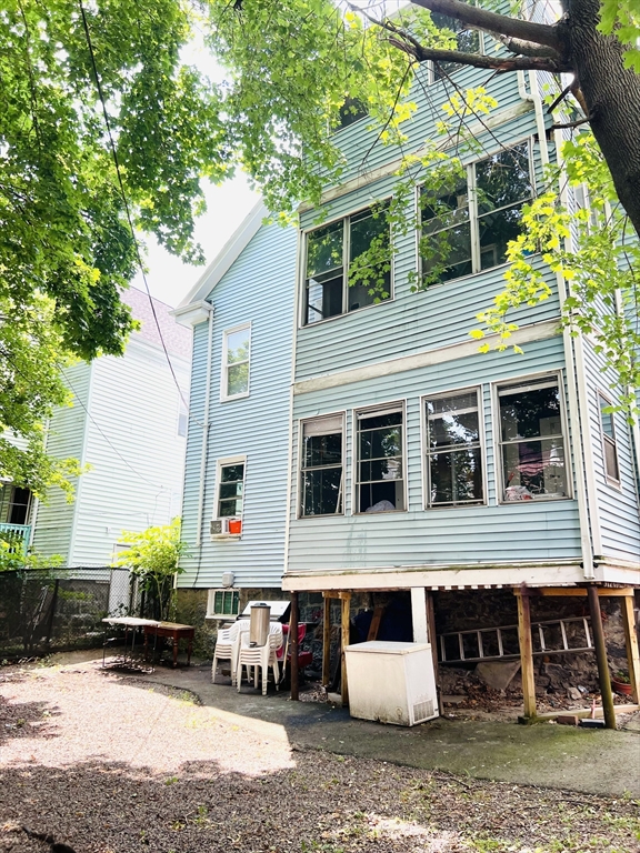 179 Callender St