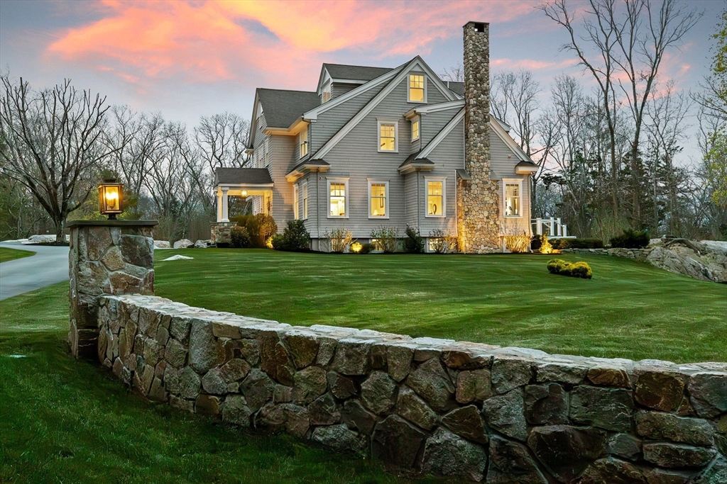 24 Dolan Ln