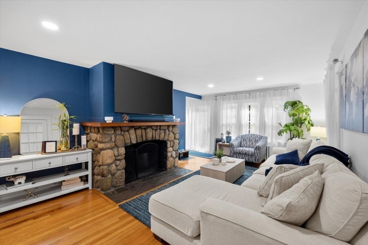 511 Palmer Ave, Falmouth, MA Photo #23