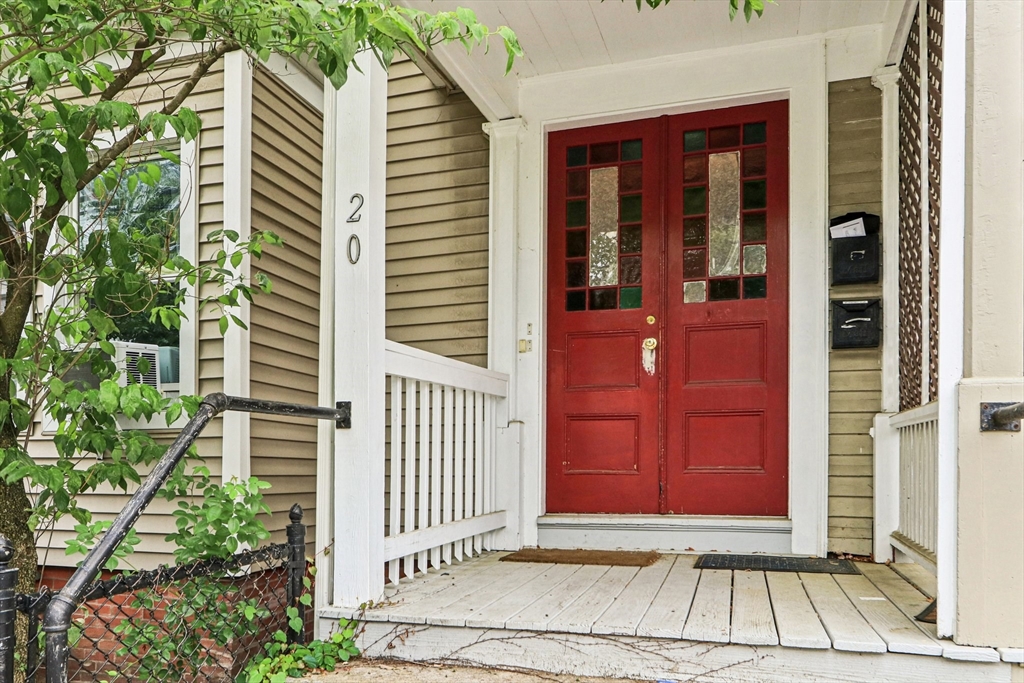 20 Lake St 2