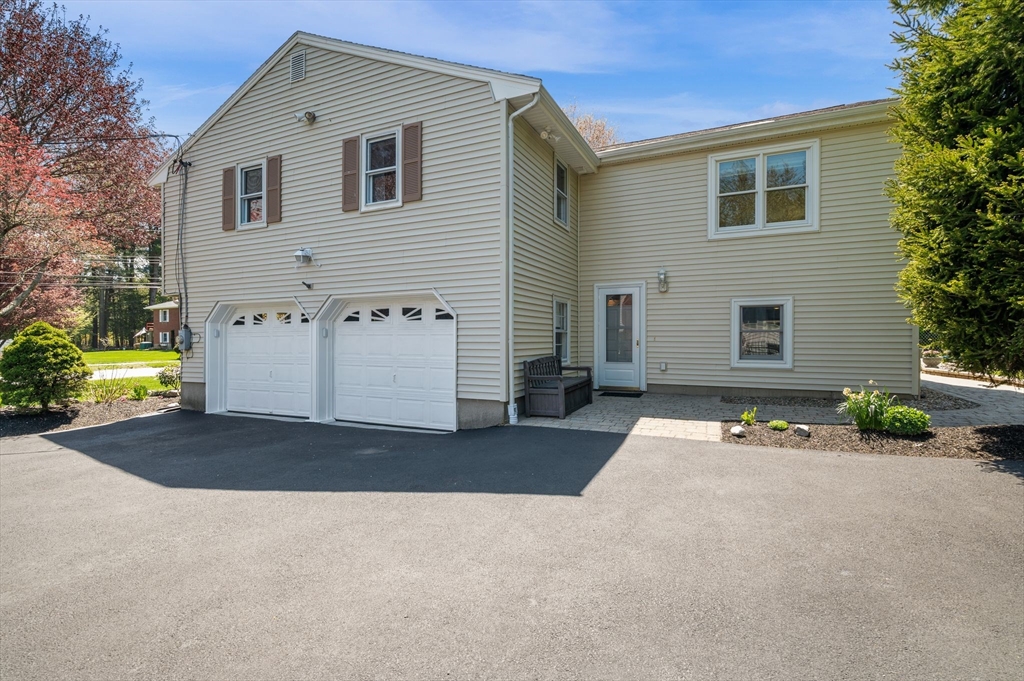 31 Rustic Ln, Reading, MA, 31 Rustic Ln, Reading, MA Photo #6