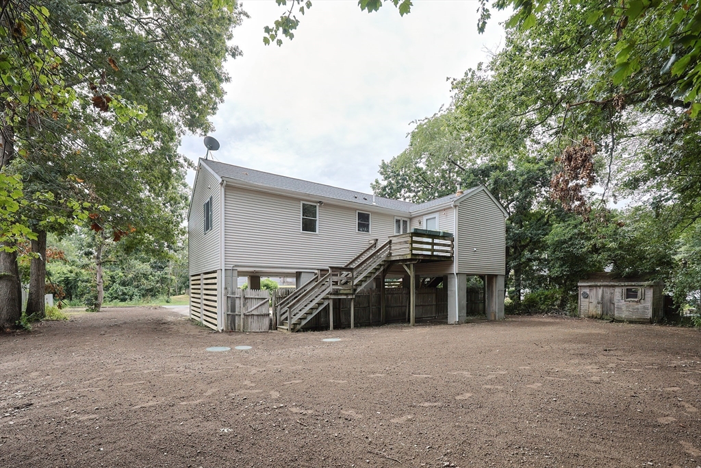 5 E Public St