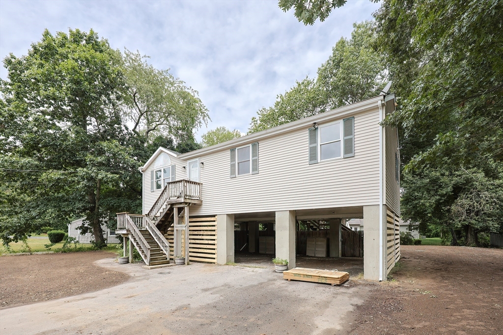 5 E Public St