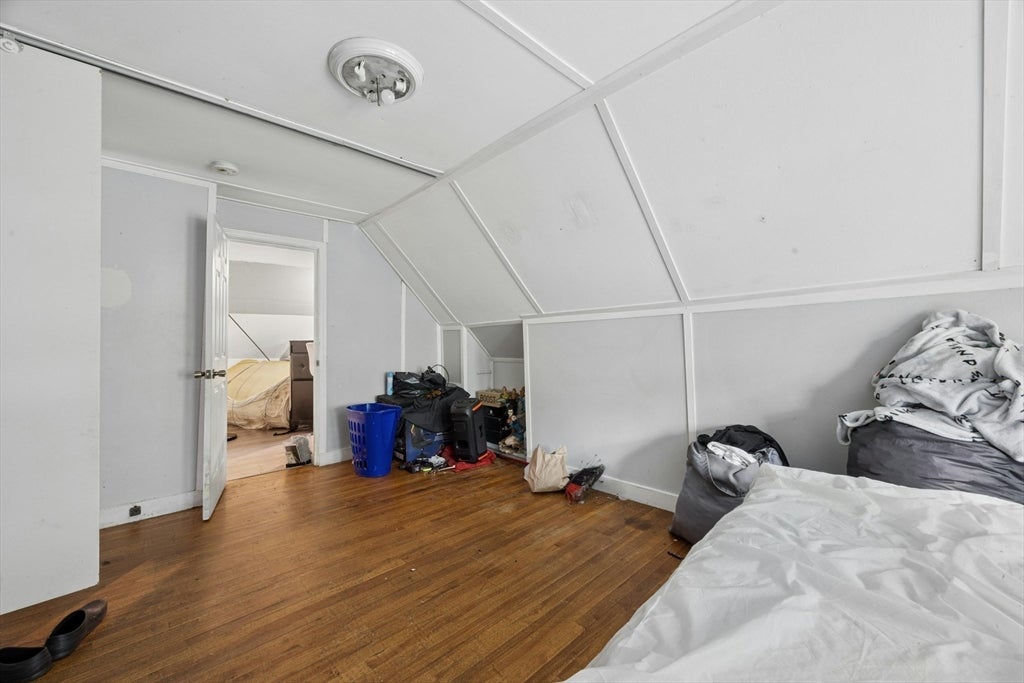 19 Englewood Avenue, Worcester, MA Photo #28