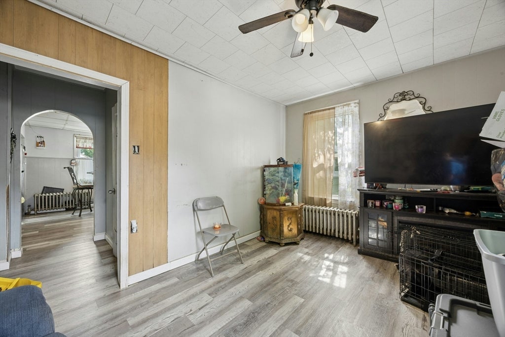 19 Englewood Avenue, Worcester, MA Photo #20