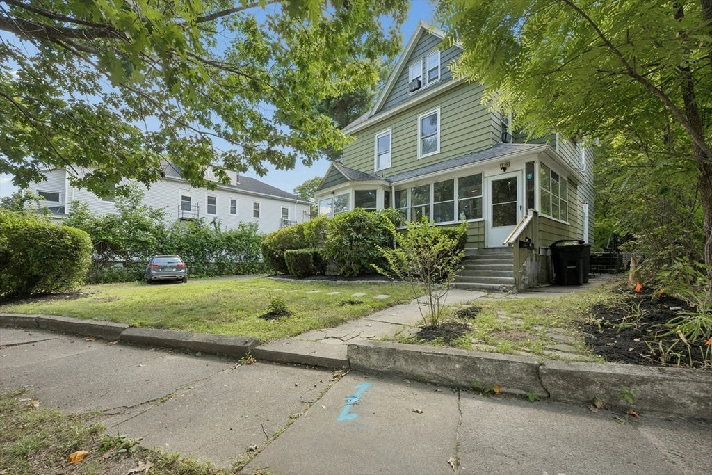 19 Englewood Avenue, Worcester, MA Photo #33