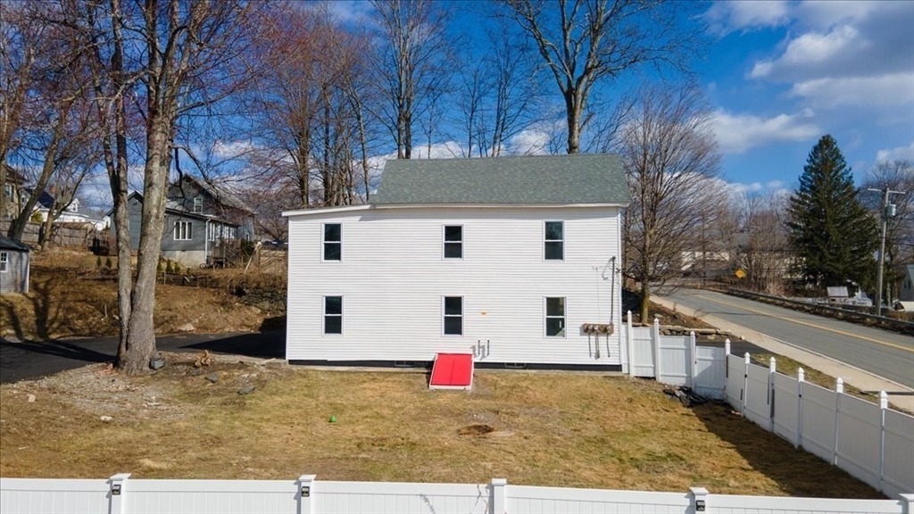 93 Hamilton St