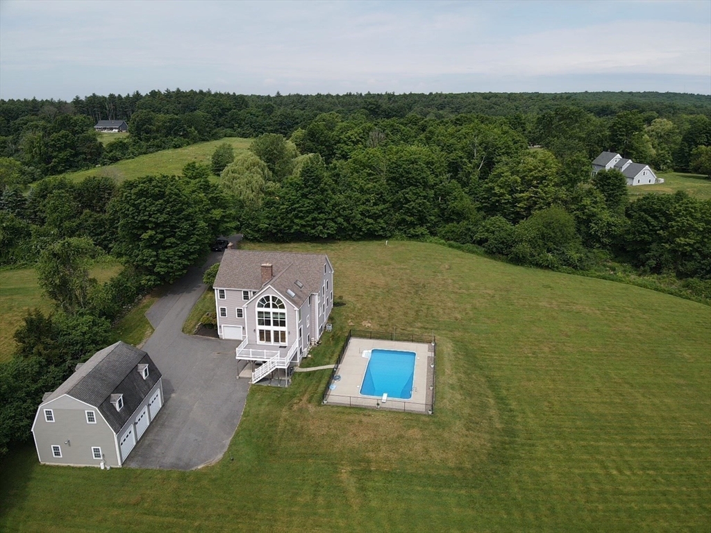 21 Randall Rd