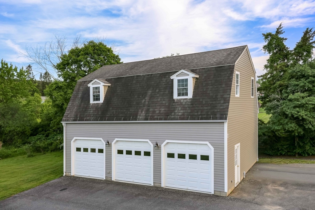 21 Randall Rd