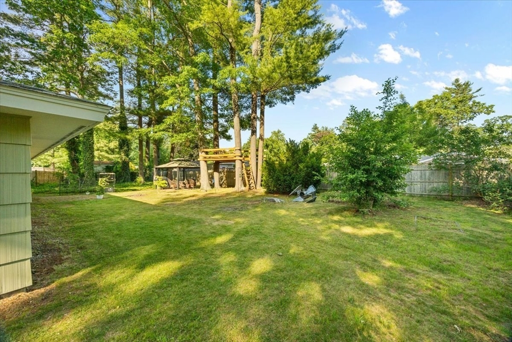 91 Cynthia Dr