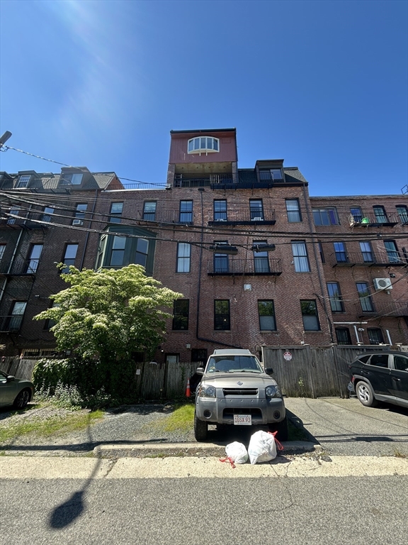 15 Dwight Street