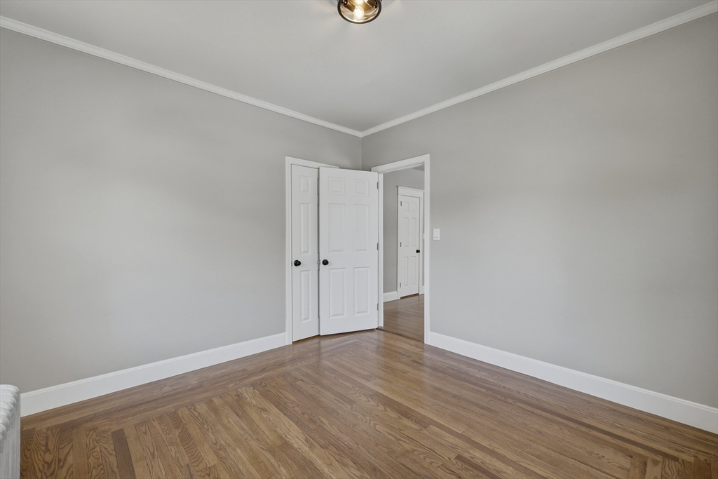 61 W Glen St, Holyoke, MA Photo #32