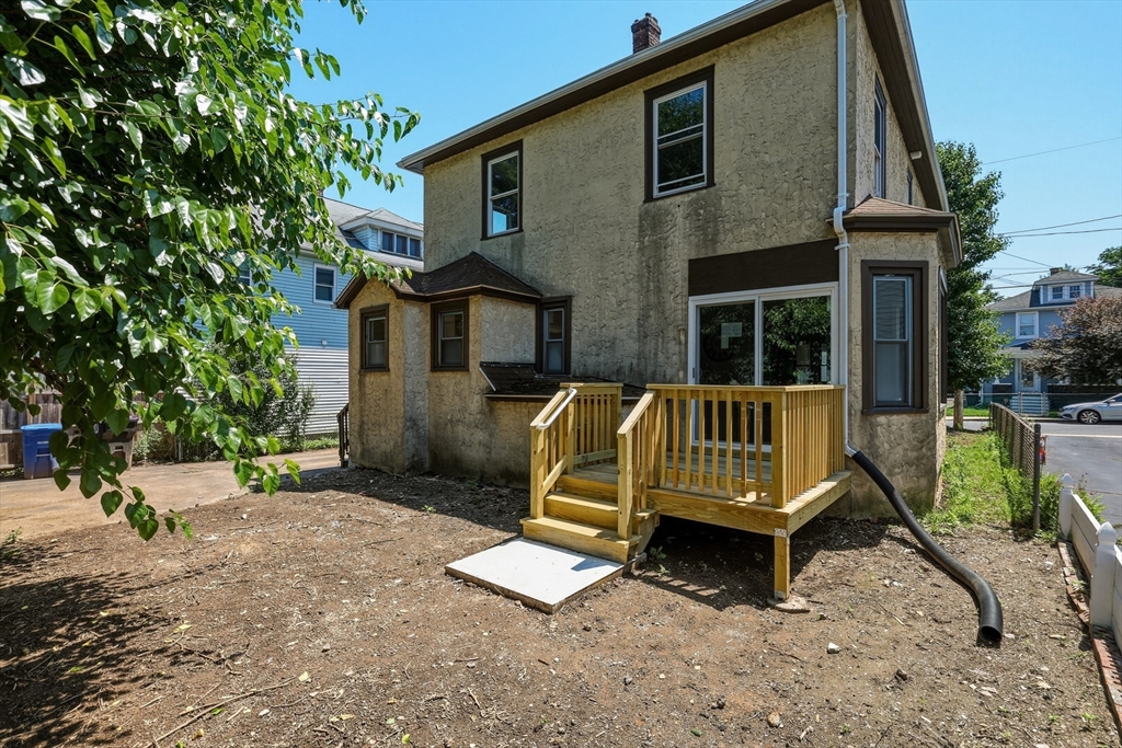 61 W Glen St, Holyoke, MA Photo #38