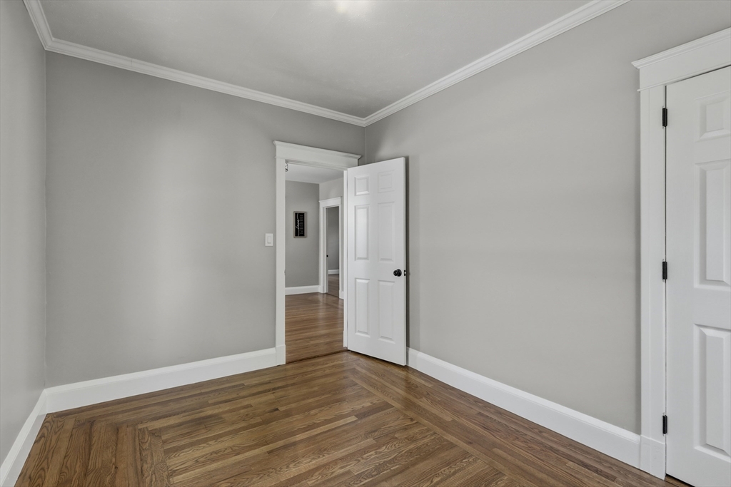 61 W Glen St, Holyoke, MA Photo #22