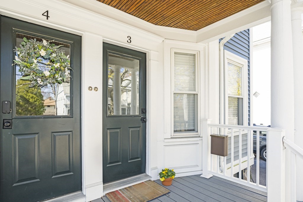 181 Robbins Street 3