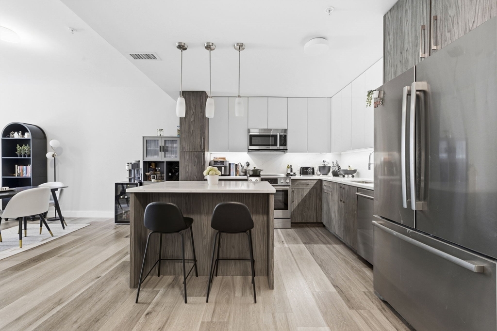 771 Harrison Ave. 309