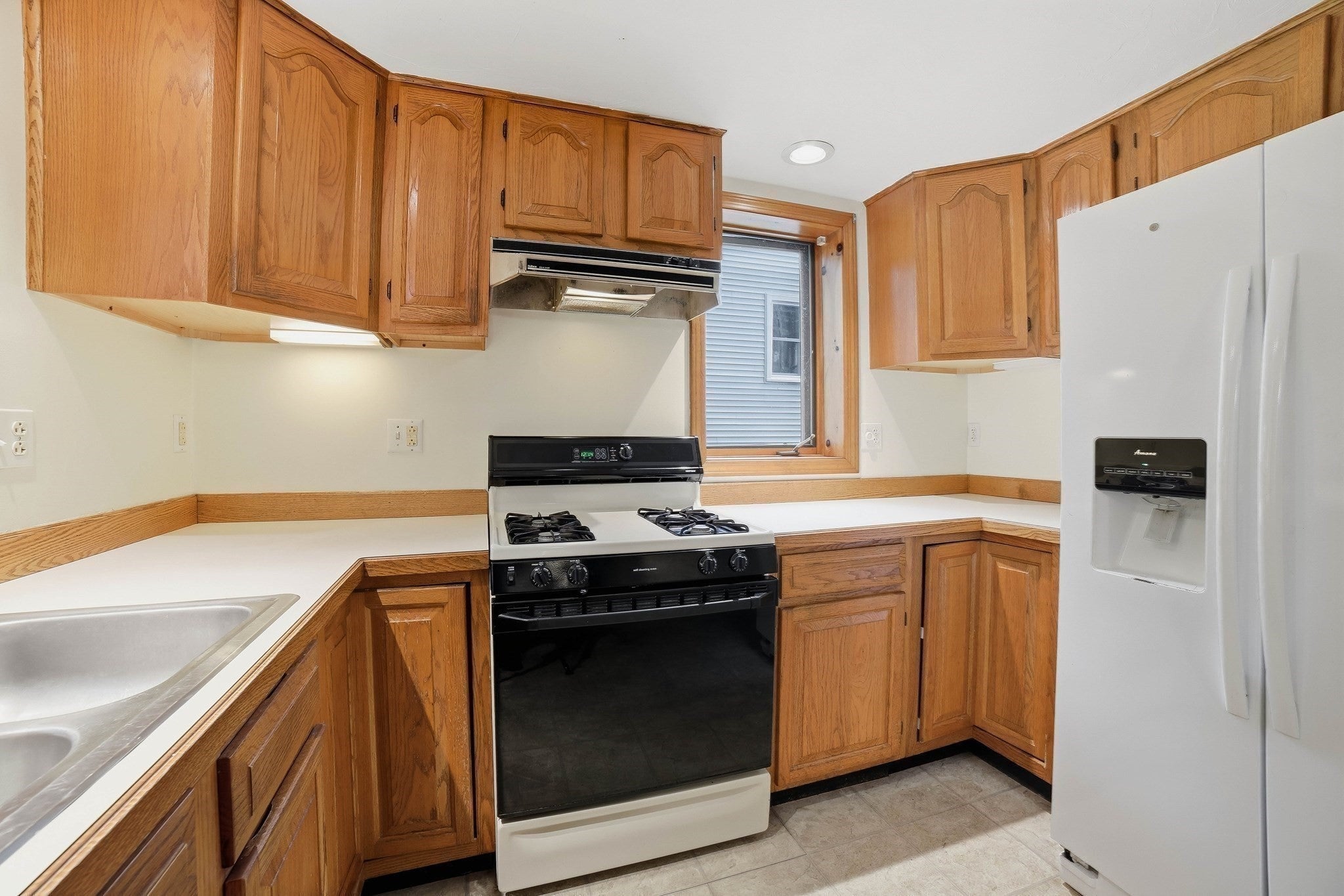 102 Sycamore Street, Millbury, MA, 102 Sycamore Street, Millbury, MA Photo #19