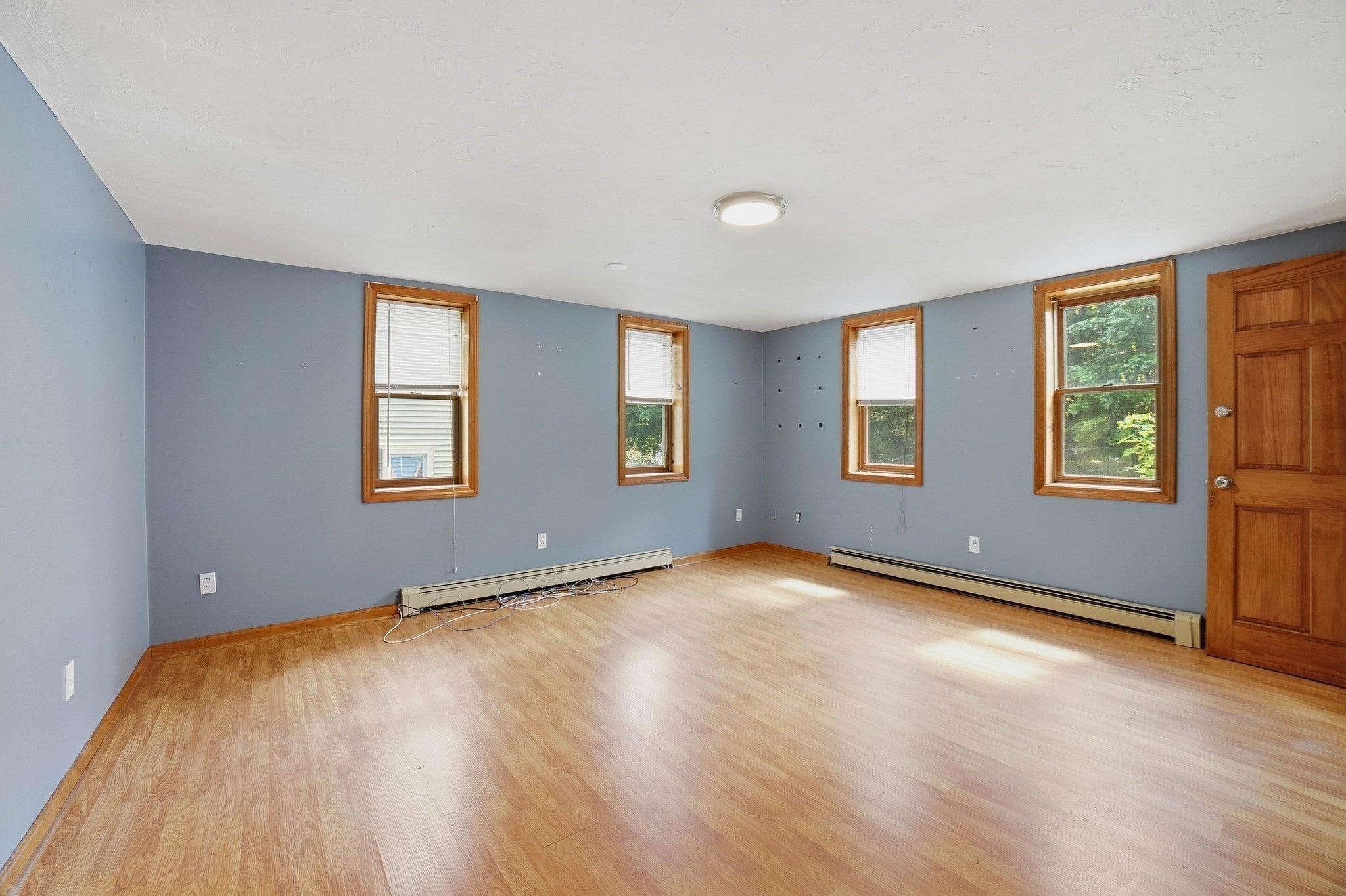 102 Sycamore Street, Millbury, MA, 102 Sycamore Street, Millbury, MA Photo #5