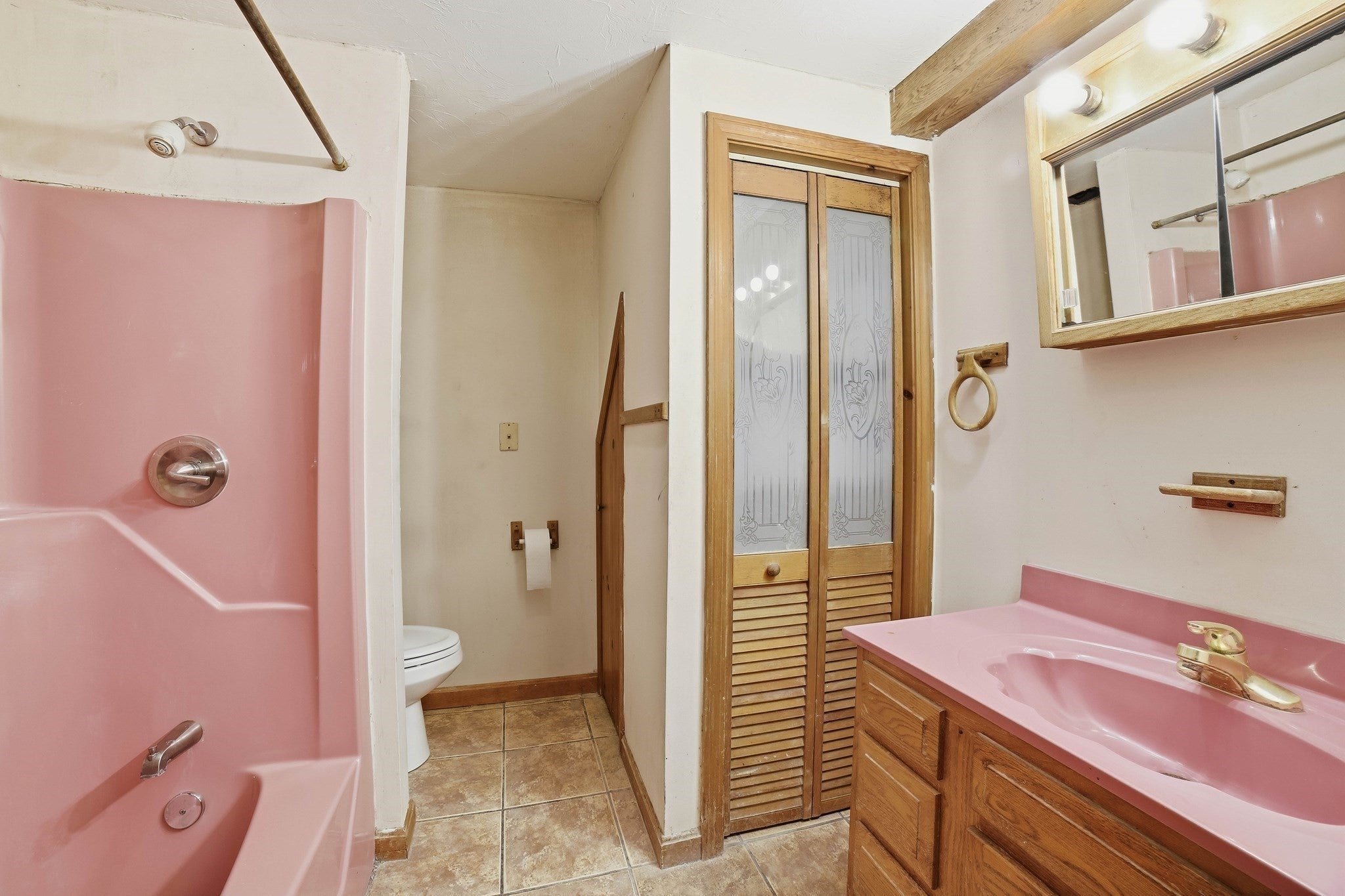 102 Sycamore Street, Millbury, MA, 102 Sycamore Street, Millbury, MA Photo #27