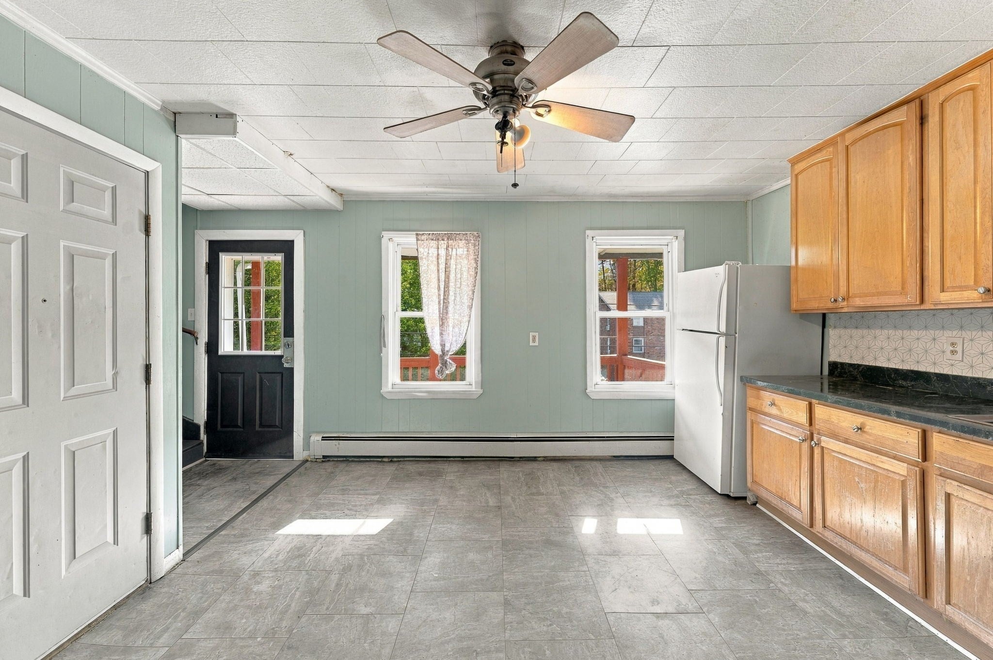 358 Privilege St, Woonsocket, RI Photo #15