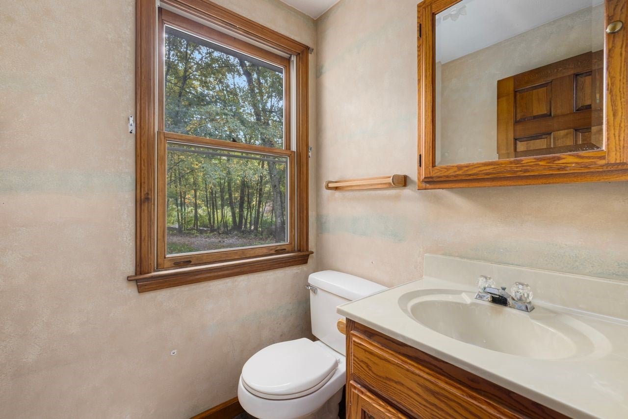 16 Wildwood Circle, Millville, MA, 16 Wildwood Circle, Millville, MA Photo #15