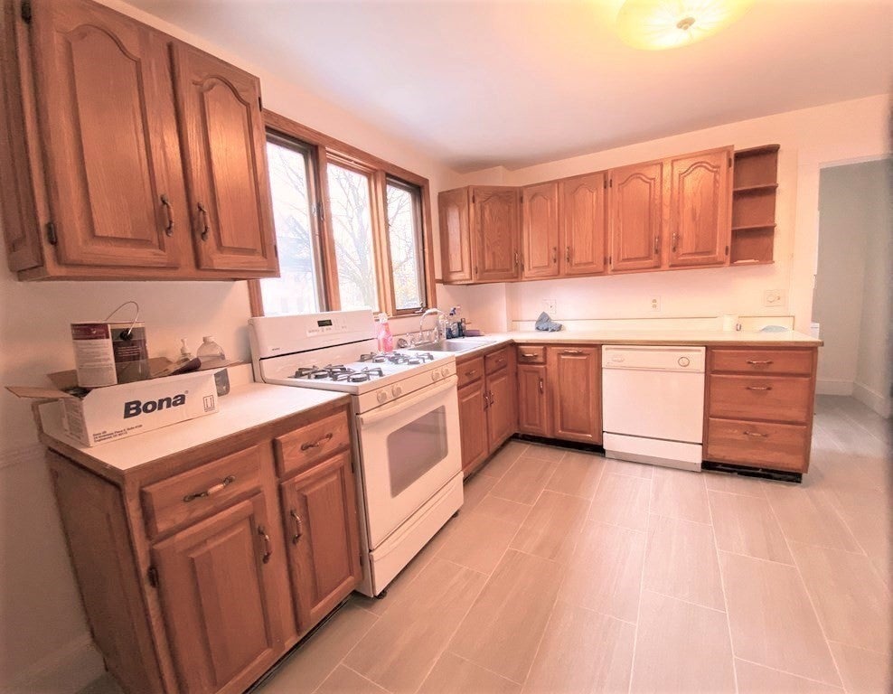 55 Dearborn ST, Medford, MA, 55 Dearborn ST, Medford, MA Photo #5