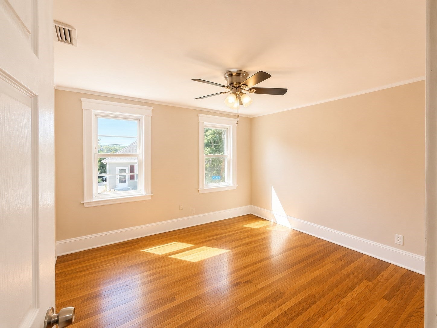 64 Havelock St, Malden, MA Photo #12