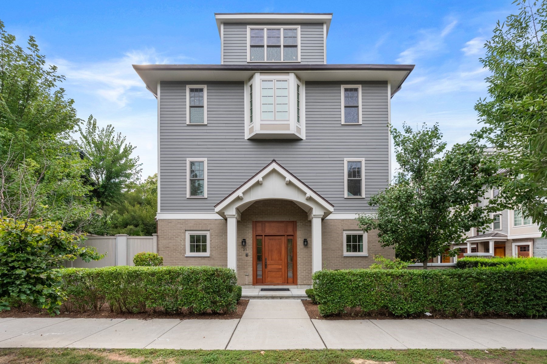21 Crowninshield Rd #2-1, Brookline, MA Photo #27