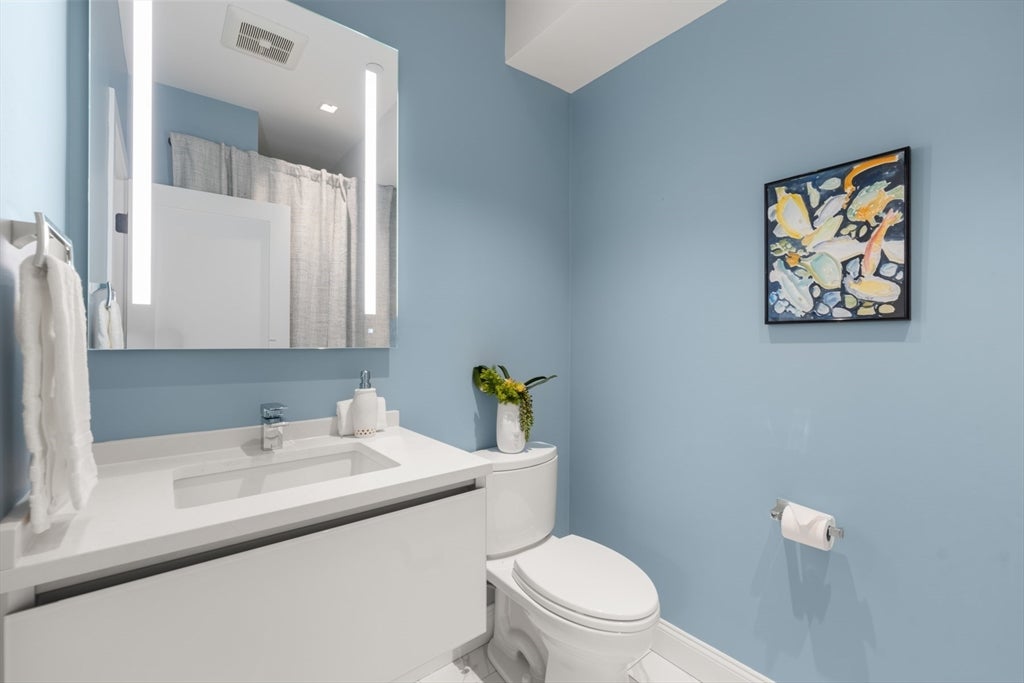 21 Crowninshield Rd #2-1, Brookline, MA, 21 Crowninshield Rd #2-1, Brookline, MA Photo #12