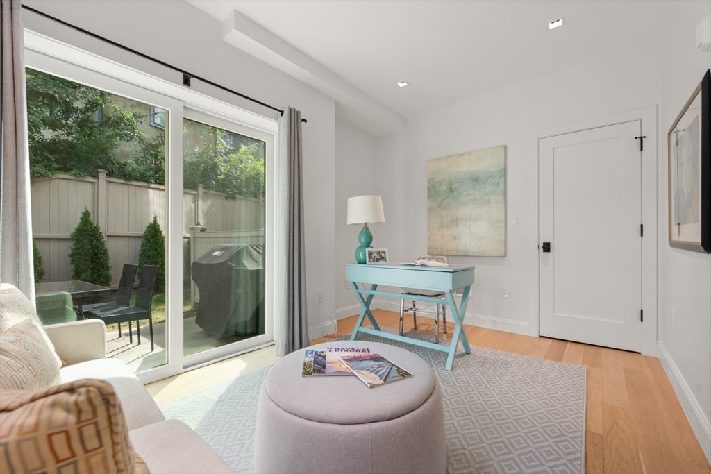 21 Crowninshield Rd #2-1, Brookline, MA, 21 Crowninshield Rd #2-1, Brookline, MA Photo #23