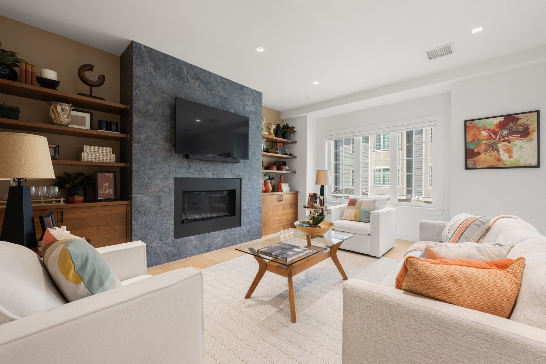 21 Crowninshield Rd #2-1, Brookline, MA Photo #2