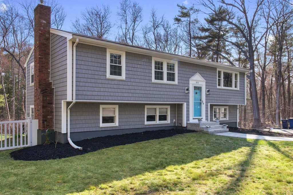 103 Cross St