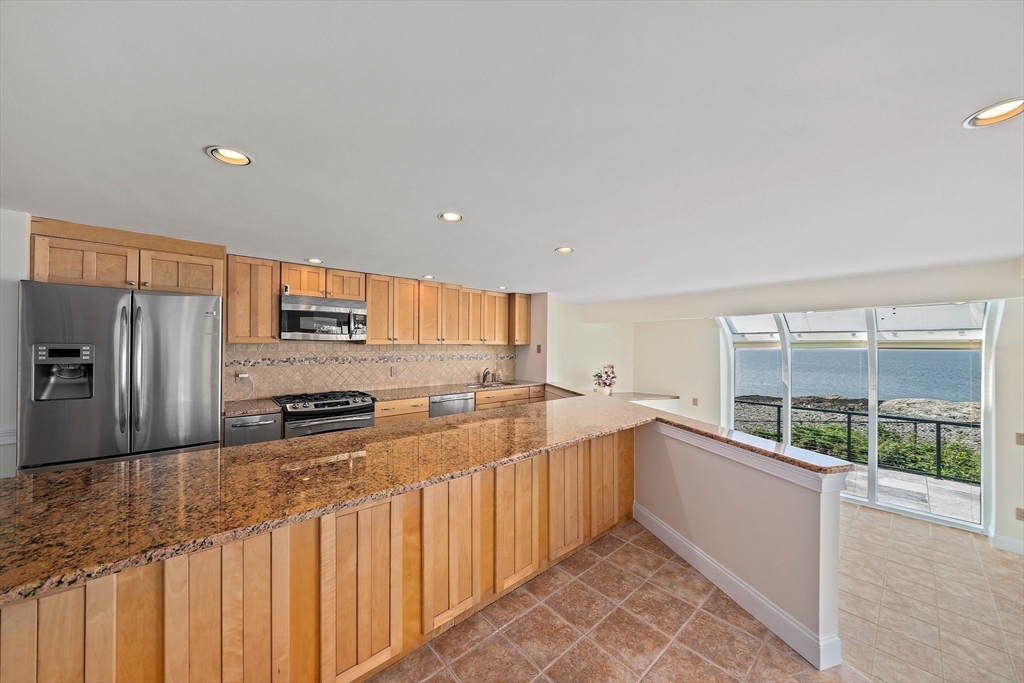 25 Oceanside Drive 25
