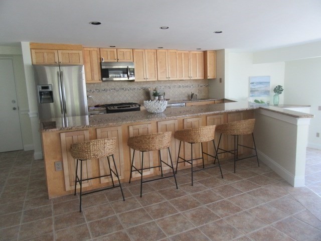 25 Oceanside Drive 25