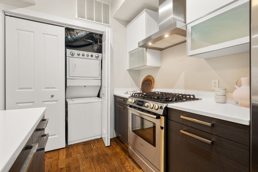 10 St George Street #406, Boston, MA Photo #8