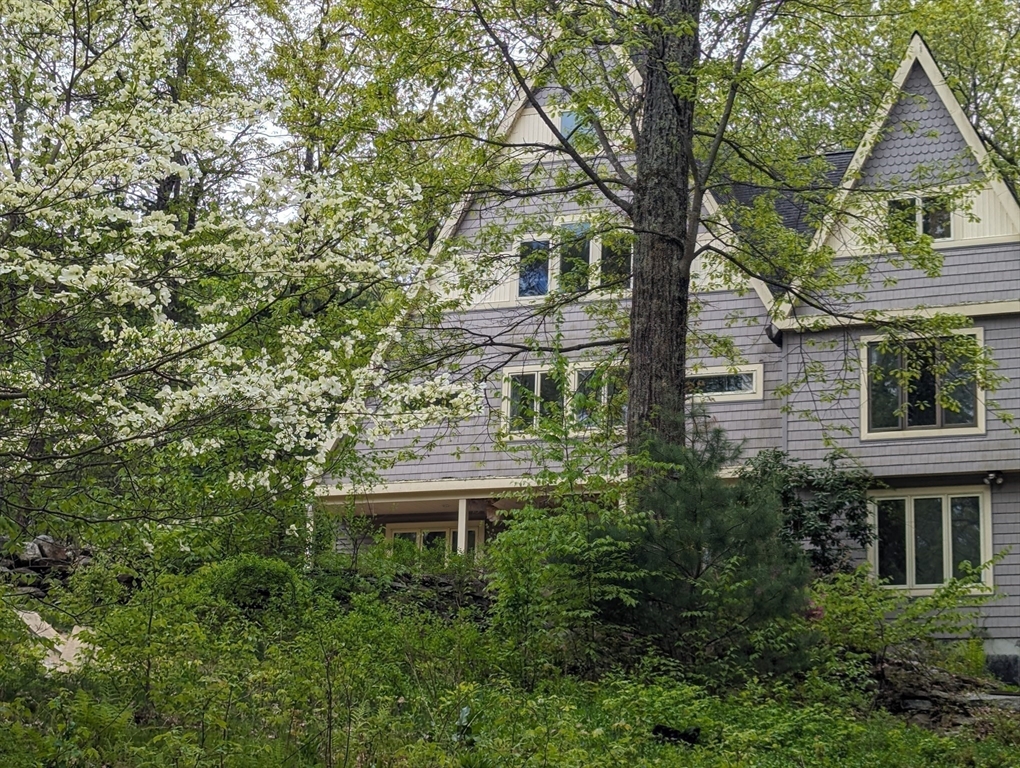 184 Old Bolton Rd