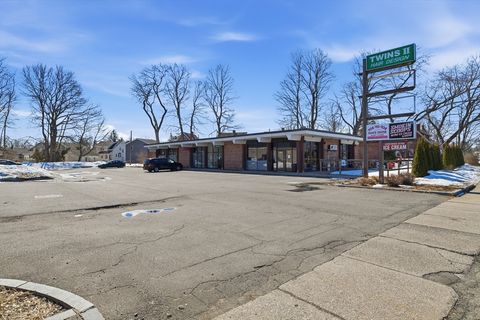 Photo of 1399 Westfield St, West Springfield, MA 01089 (MLS # 73485269)