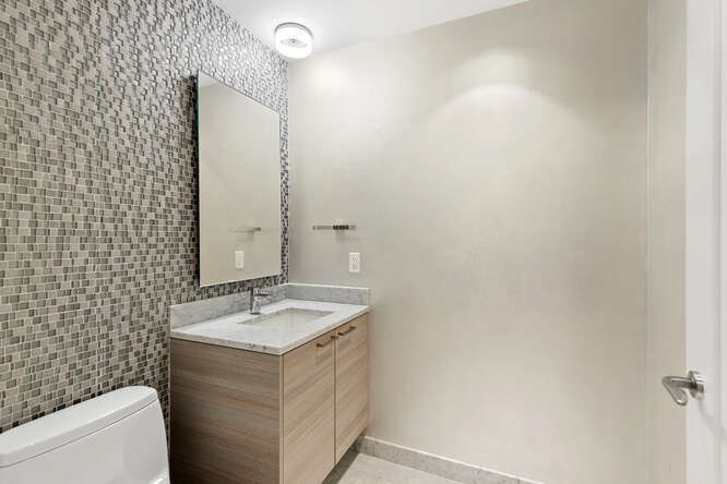 1 Franklin Street 2307