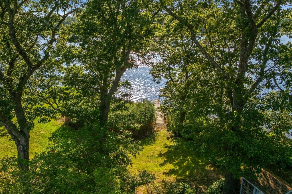 Westport, Massachusetts 02790, United States, 3 Bedrooms Bedrooms, ,2 BathroomsBathrooms,Residential,Active,172269