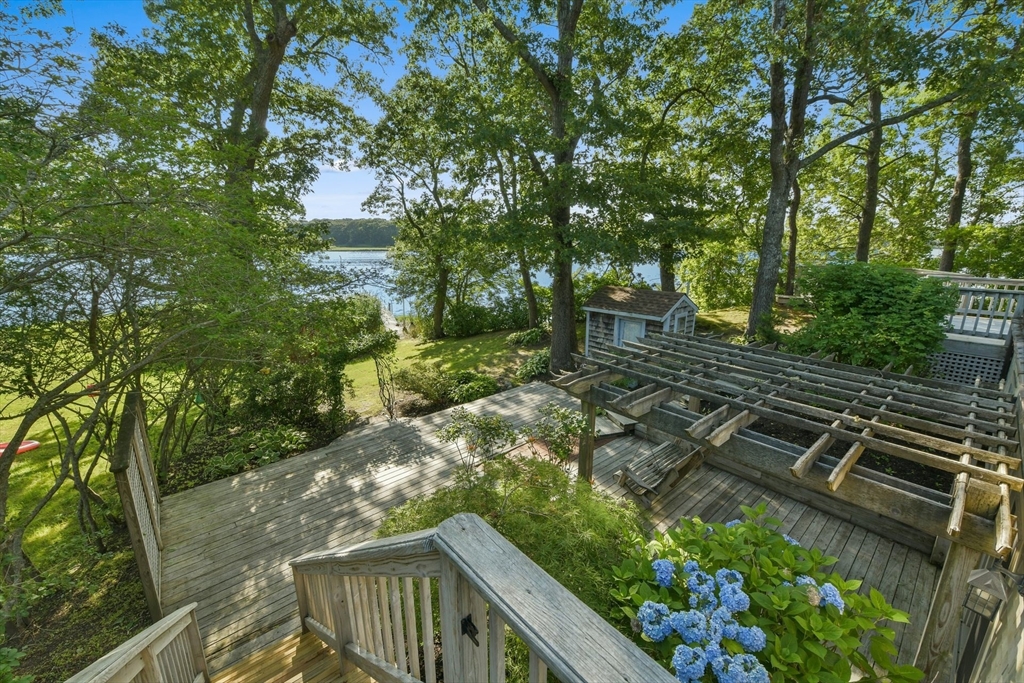 Westport, Massachusetts 02790, United States, 3 Bedrooms Bedrooms, ,2 BathroomsBathrooms,Residential,Active,172269