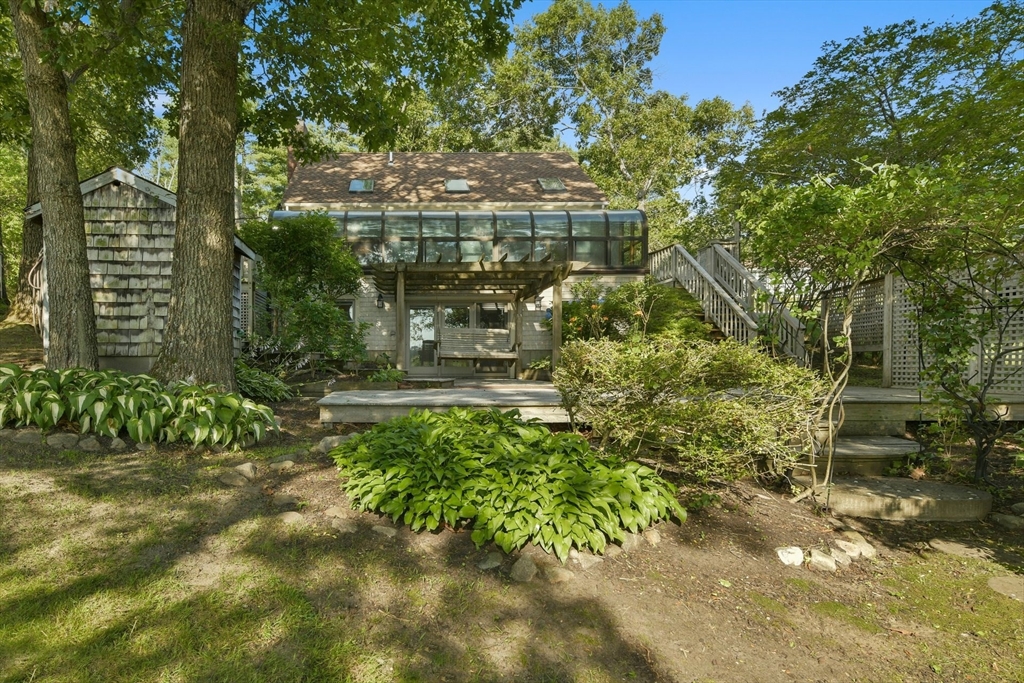 Westport, Massachusetts 02790, United States, 3 Bedrooms Bedrooms, ,2 BathroomsBathrooms,Residential,Active,172269