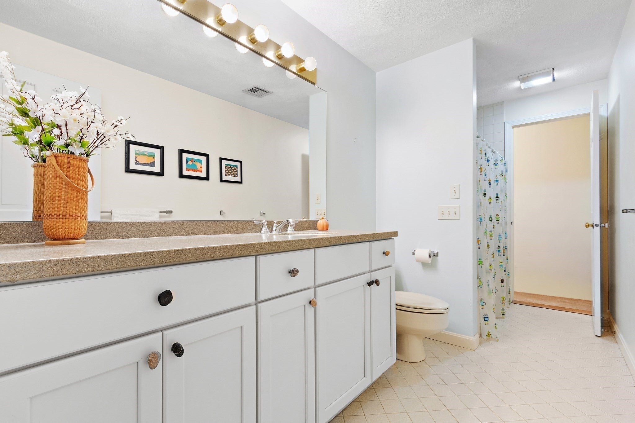 55 West ST #2, Medfield, MA Photo #13