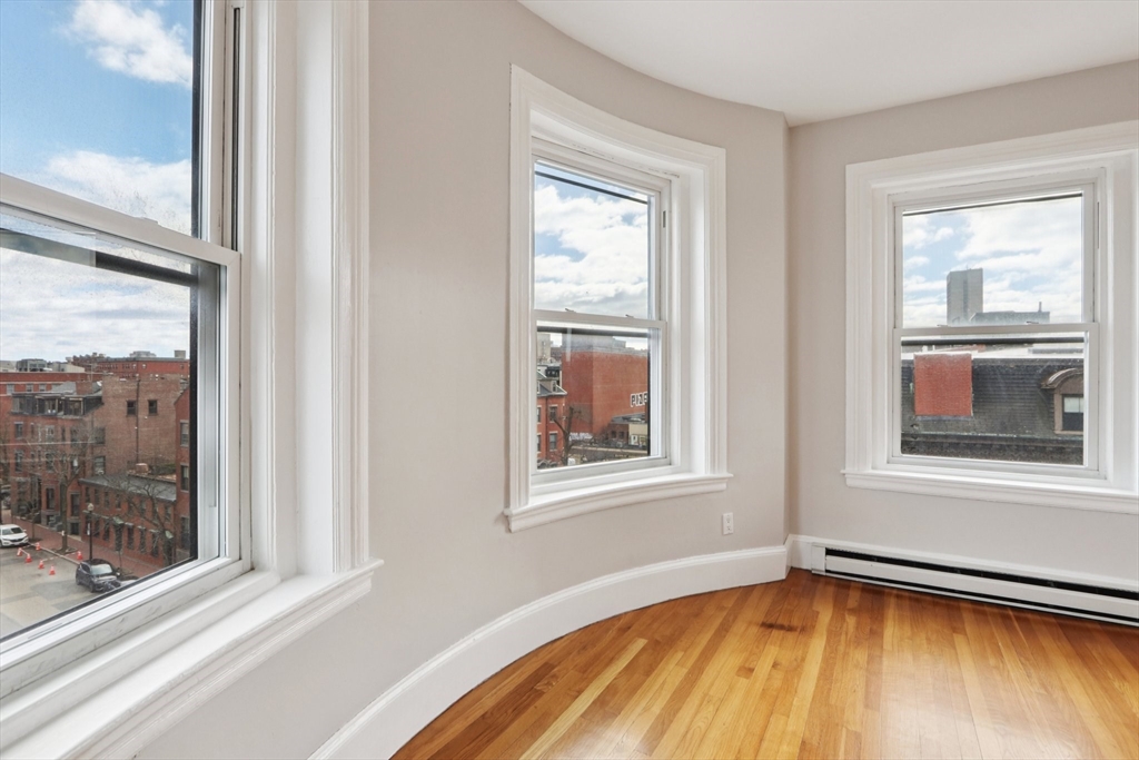 535-539 Shawmut Av 5