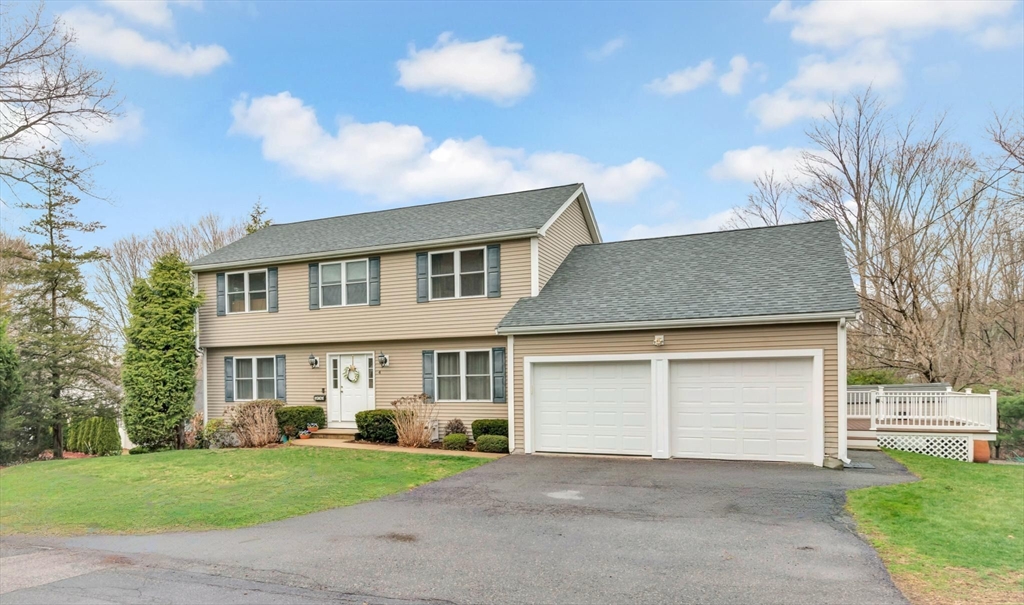4 Clovelly Lane