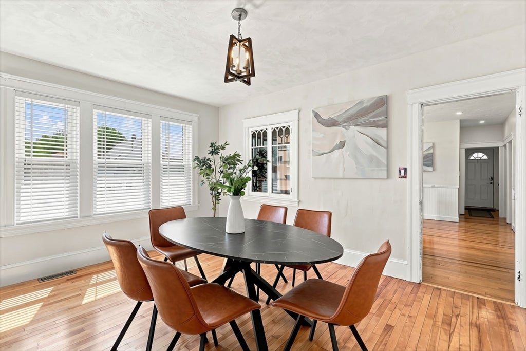 24 Ingleside Avenue, Worcester, MA Photo #16