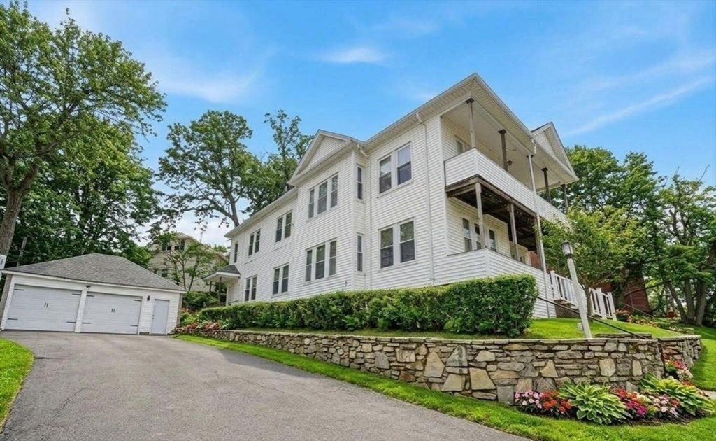 24 Ingleside Avenue, Worcester, MA Photo #3