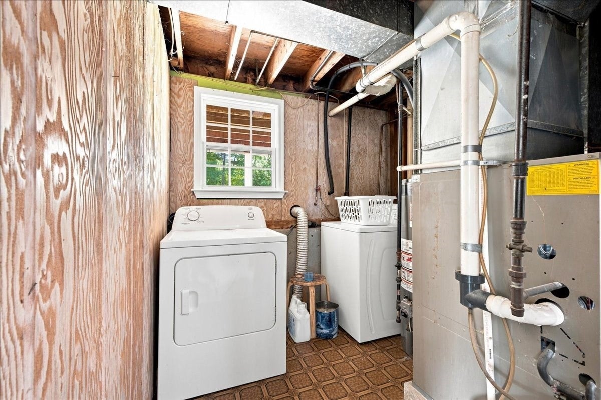 2040 Central St, Stoughton, MA Photo #29